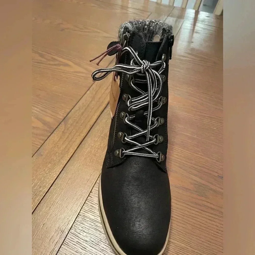 Cliffs By White Mountain Kaylee Hiking Boot NEW Black Suede Size 9.5  Double Zip